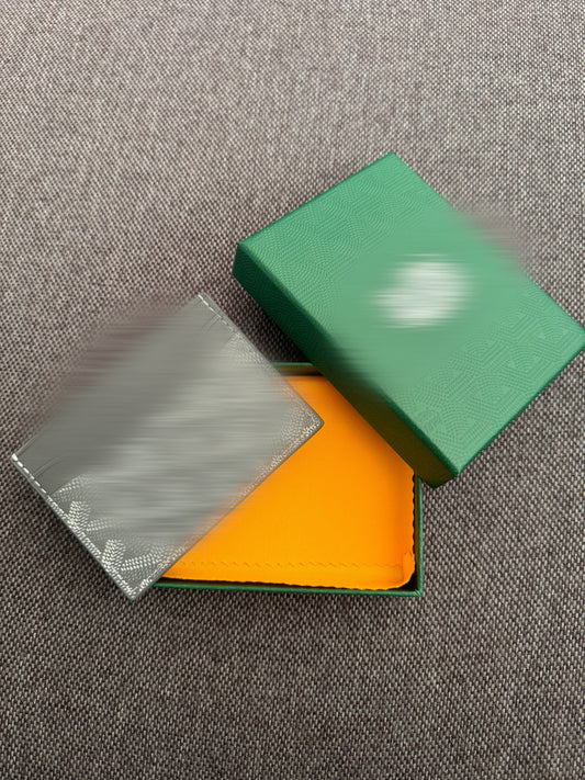 Luxe cardholder